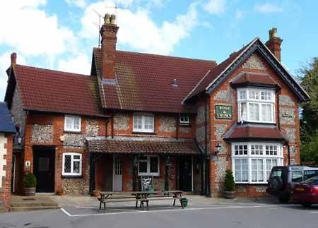Hotel The Rose & Crown Bulford Exteriér fotografie