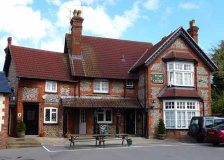 Hotel The Rose & Crown Bulford Exteriér fotografie